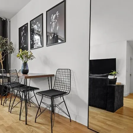 The Presidential Apartment *